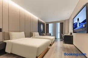 Atour Hotel Qingdao High-tech Zone Shimao Shopping Center - Image 2