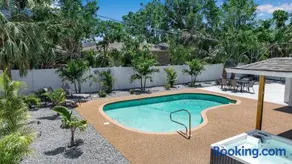Pool & Play Oasis! All the Amenities & Near AMI! - Image 2