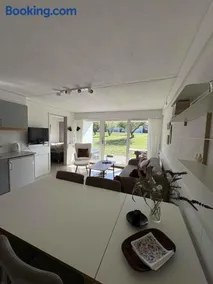 Lovely Holiday Apartment Near Centre - Image 5
