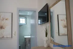 Pythari Summer House - Image 2