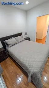 One bedroom Apartment, 15 minutes from Time Square NYC and 4 minutes from MetLife Stadium - Image 3