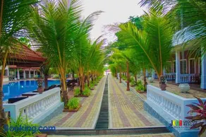 JKAB Lagoon Resort - Image 4