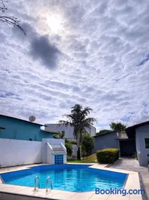 Kitnet with pool, garage and great location - Image 2