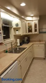Becky's Condo - Image 4
