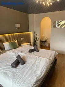 Little Rose - modern, central, near train station, WiFi & parking nearby - Image 1