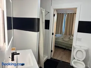 Sweet getaway 6 min from EWR - Image 3