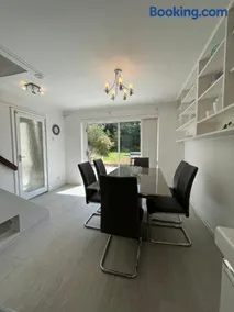 Truehome Close to Stansted Airport - Image 5