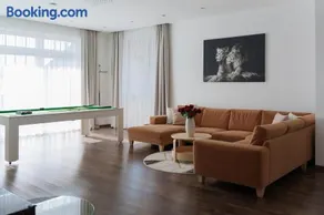 Luxury Apartment with Sauna - 185 m2 - Image 1