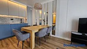 Apartament Elegance, Metro, free parking - Image 1