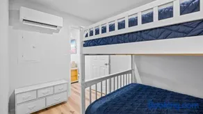 NEW NWW 2BR Condo w Pool & Parking - Image 4