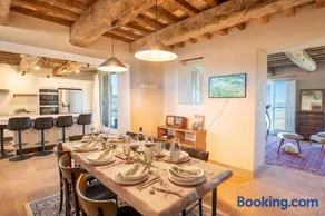 Luxury Villa in Val d'Orcia Private Tuscan Oasis By TripCare - Image 3