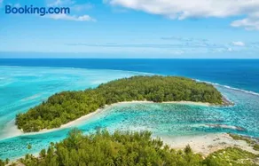 Fare One Island Moorea - Image 1