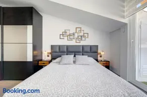 Penthouse DELUXE, Carolina Park, Marbella - Image 5