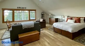Madrona Suite - Image 4