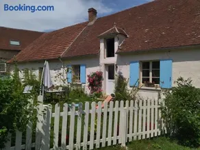 Gite de la Pierre Bleue, Authentique Maison à la campagne - Image 1