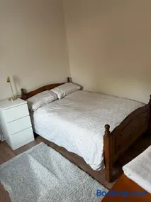2 Bedroom House - Assumpta Place - Image 5
