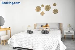 Raeti Cretan Guesthouse - Image 1