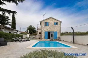 Maison avec barbecue, piscine privée et jardin | Vue nature - Image 4
