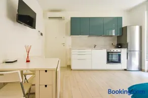 Apartamento vacacional con terraza | Vistas a la ciudad | Ideal para trabajar remoto - Image 2