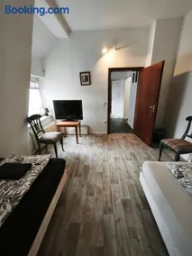 My Apartments&Rooms 04 - Image 3