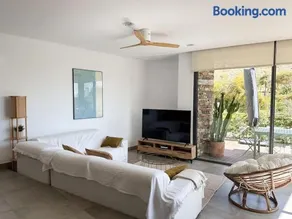 La Bonita Agua Amarga - Image 1