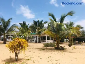 Santana Beachclub - Image 3