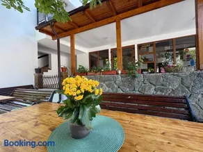 Hotel Camelia - Image 2