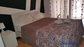 Hostal Lima - Image 4
