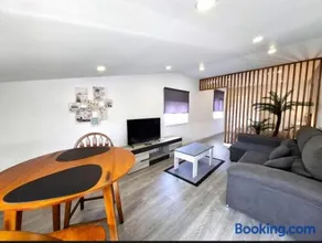 Atico Deluxe Limosa romántico moderno junto al mar - Image 2