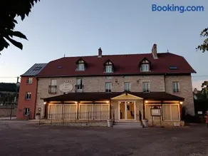 Logis Hôtel L'Orée des Charmes et son restaurant L'évYdenCe - Image 3