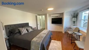 In Town Studio like Apartment - Image 1