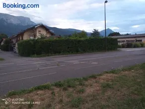 très grand appartement de 90 m2 chez l'habitant avec trois ventilateurs, jusqu'à 6 personnes - Image 2