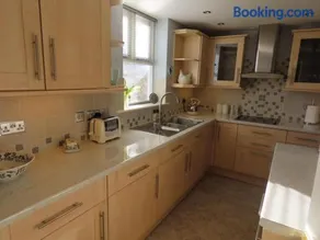 The Flat - Image 1