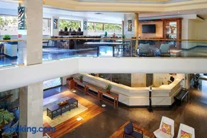 Luana Waikiki Hotel - Image 4