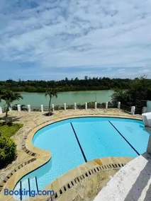 Mango Villa - Image 2