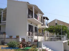 Dimitrakis Apartments - Image 1