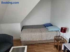 Chambre dans le vieux quartier de Laval - Image 1