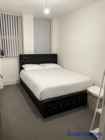 Modern 1 bed Flat- 20mins from Central London - Image 4