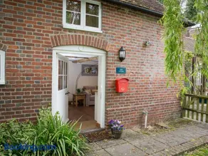Weir Cottage - Image 2
