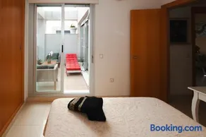 Apartamento Deluxe: hidromasaje, terraza y vistas. - Image 4