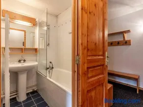 Appartement à Méribel Mottaret avec départ skis aux pieds, balcon et mezzanine - Image 2