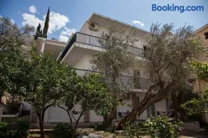 Hana Accommodation - Image 4