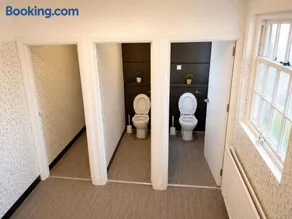 Harold Wood Lodge - Image 3