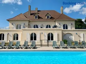 Magnifique villa de charme avec piscine - Image 1