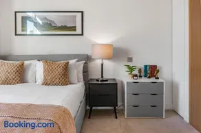 MySquare Premium Apartment near Liverpool Street Station - Image 4