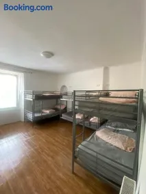 Edinburgh West Side Hostel - Image 2