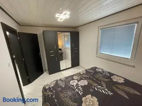 Second home apartment - gold - Image 4