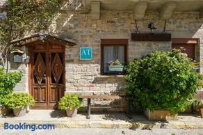 Casa Maza Apartamentos - Image 2