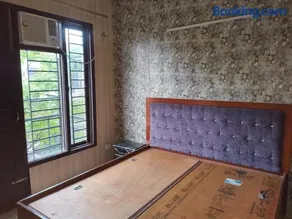 2bhk fully furnished with Swimming pool - Image 3