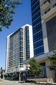 Skyview Downtown All Glass 1 Bedroom Cozy Apartment - Image 5